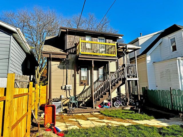 521 S 75th STREET, Milwaukee, WI 53214