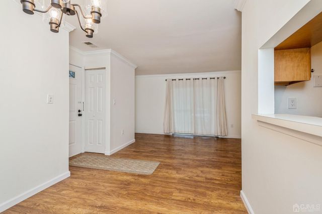 101 Quince Court, Lawrence, NJ 08648