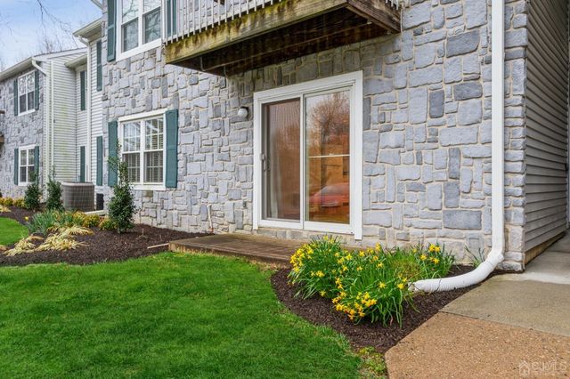 101 Quince Court, Lawrence, NJ 08648