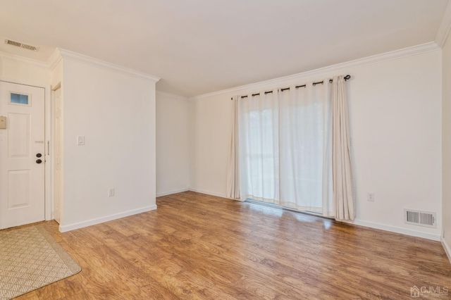 101 Quince Court, Lawrence, NJ 08648