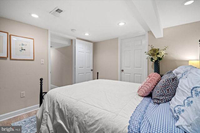 4002 MILLCREEK DR, Annandale, VA 22003