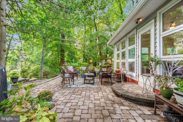 4002 MILLCREEK DR, Annandale, VA 22003