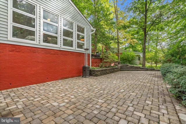 4002 MILLCREEK DR, Annandale, VA 22003