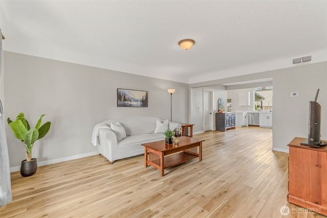 116 NE James Street, Camas, WA 98607