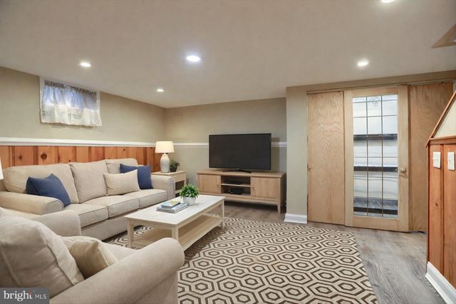 2616 LIBERTY PKWY, Baltimore, MD 21222