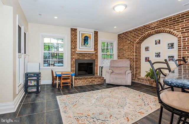 1855 CROFTON PKWY, Crofton, MD 21114