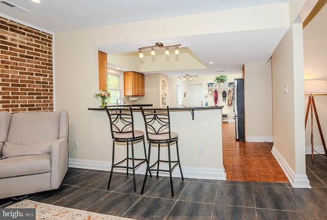 1855 CROFTON PKWY, Crofton, MD 21114