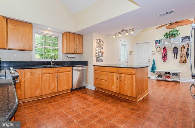 1855 CROFTON PKWY, Crofton, MD 21114