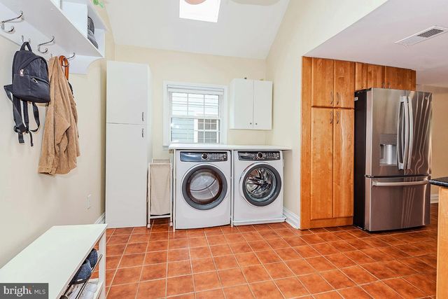 1855 CROFTON PKWY, Crofton, MD 21114