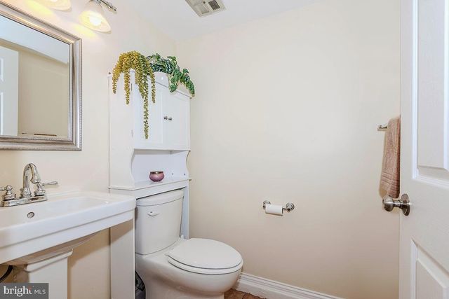 1855 CROFTON PKWY, Crofton, MD 21114