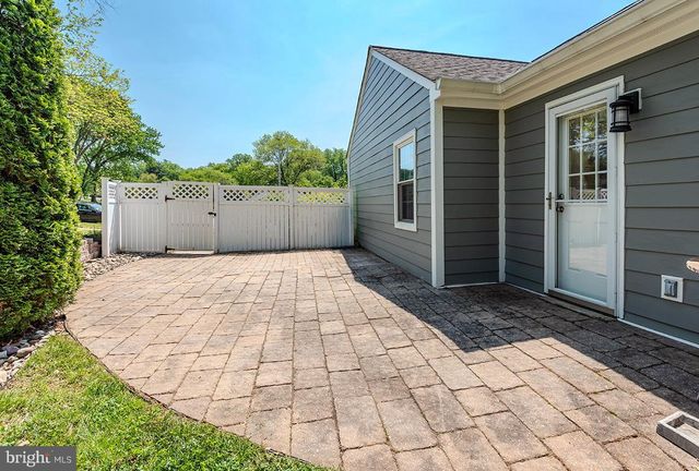 1855 CROFTON PKWY, Crofton, MD 21114