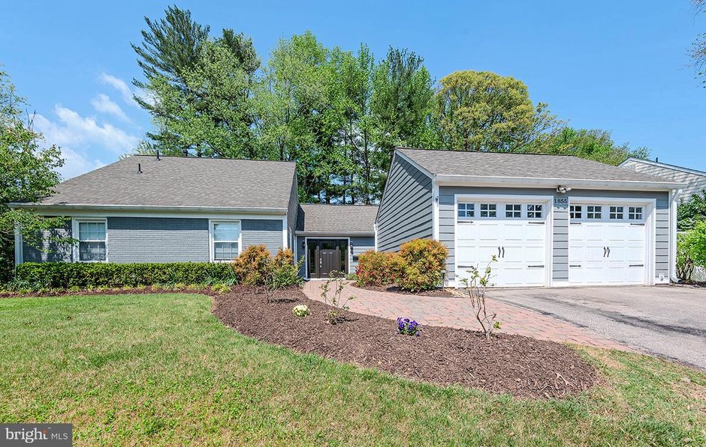 1855 CROFTON PKWY, Crofton, MD 21114