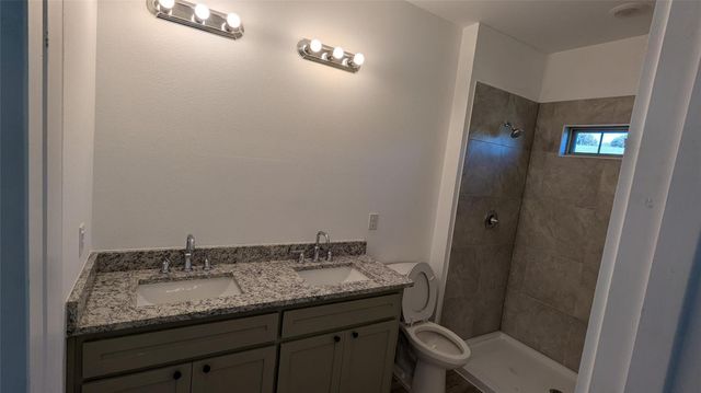 117 Brittons Lane, Runaway Bay, TX 76426