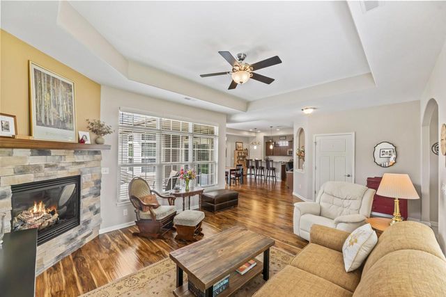 W179N11507 Blackstone CIRCLE, Germantown, WI 53022