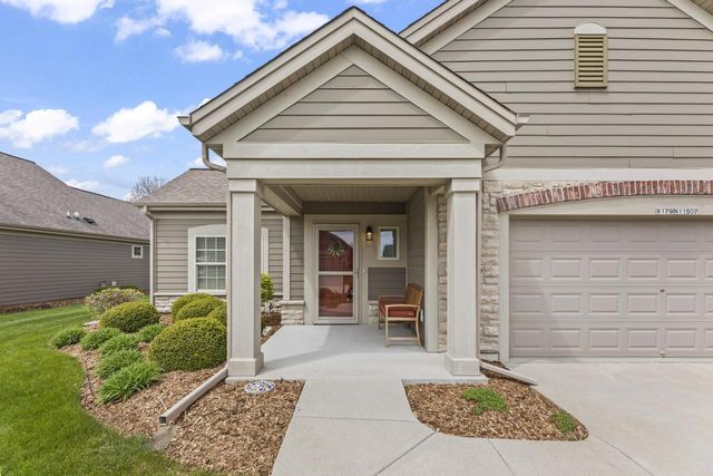 W179N11507 Blackstone CIRCLE, Germantown, WI 53022