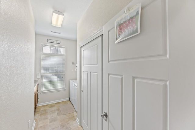 W179N11507 Blackstone CIRCLE, Germantown, WI 53022