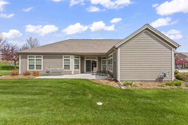 W179N11507 Blackstone CIRCLE, Germantown, WI 53022
