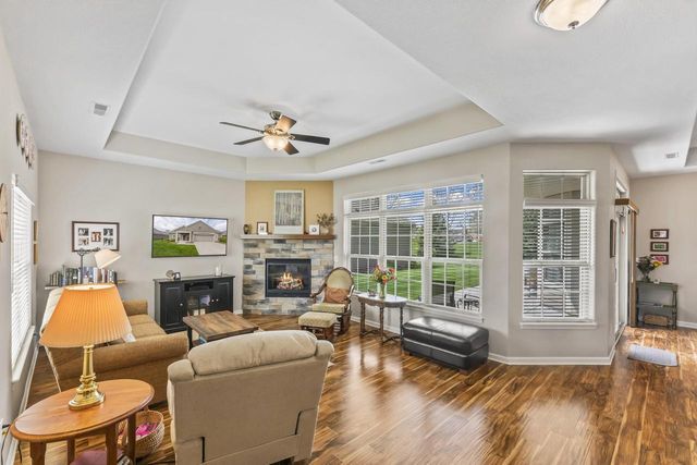 W179N11507 Blackstone CIRCLE, Germantown, WI 53022