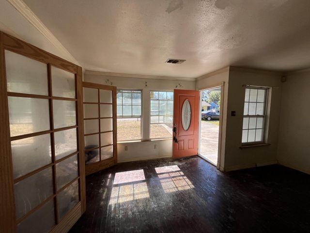 7939 Carolwood Drive, Houston, TX 77028