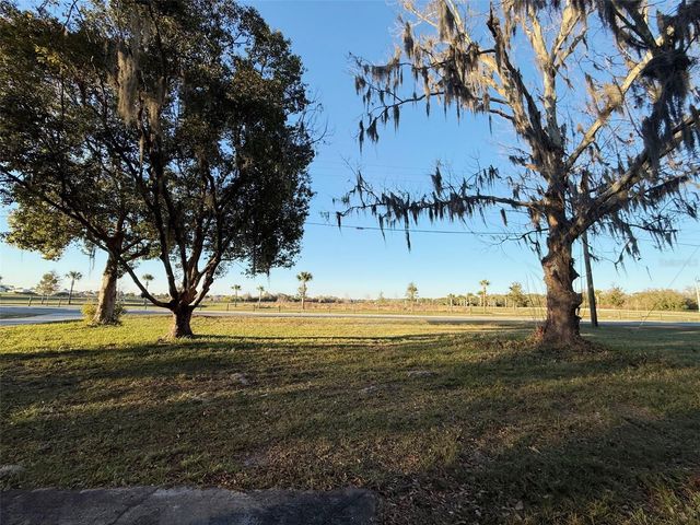 337 DENTON AVENUE, Auburndale, FL 33823