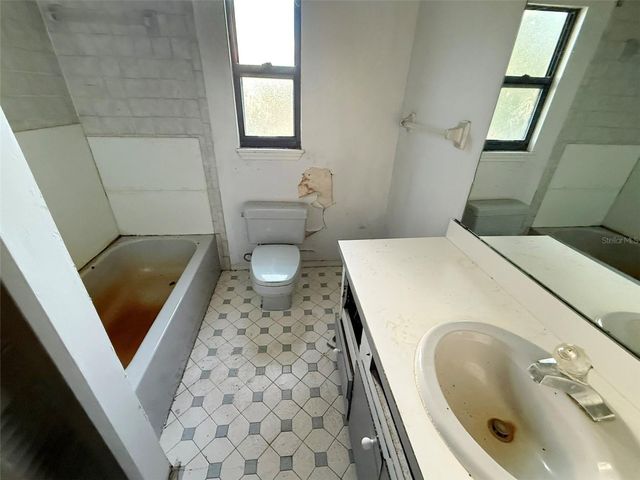 337 DENTON AVENUE, Auburndale, FL 33823