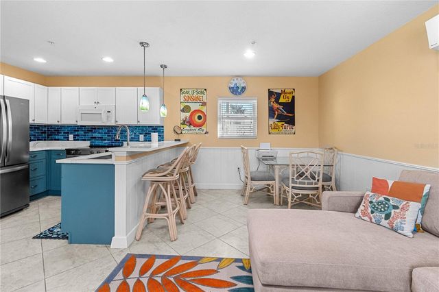 3740 GULF OF MEXICO DRIVE 114, Longboat Key, FL 34228