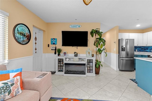 3740 GULF OF MEXICO DRIVE 114, Longboat Key, FL 34228