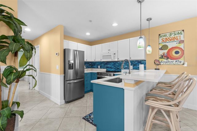 3740 GULF OF MEXICO DRIVE 114, Longboat Key, FL 34228