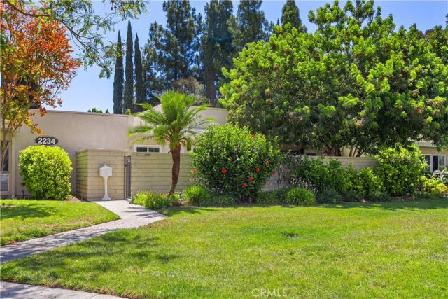 2234 Via Puerta C, Laguna Woods, CA 92637