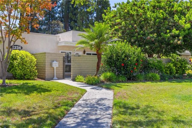 2234 Via Puerta C, Laguna Woods, CA 92637