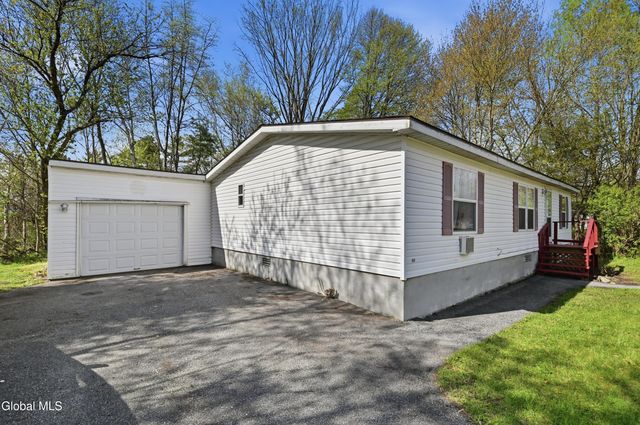 3 White Birch Lane, Jackson, NY 12816