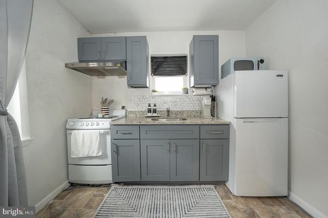 2314 BROWN ST, Philadelphia, PA 19130