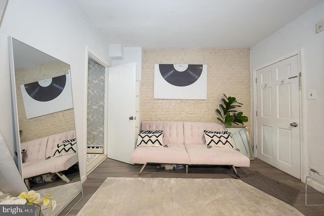 2314 BROWN ST, Philadelphia, PA 19130