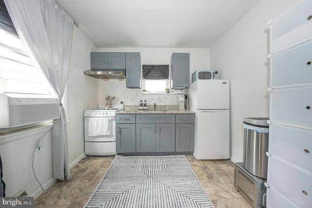 2314 BROWN ST, Philadelphia, PA 19130