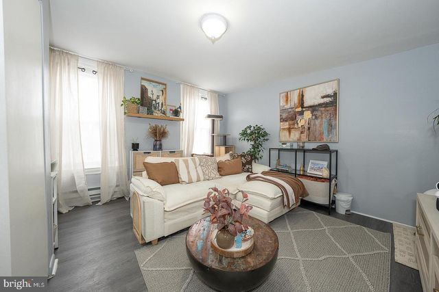 2314 BROWN ST, Philadelphia, PA 19130