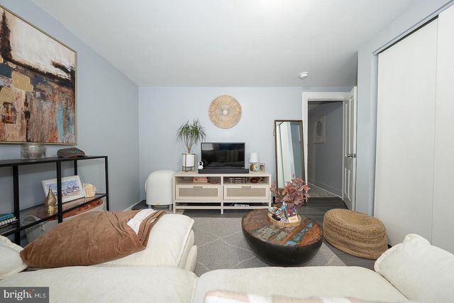 2314 BROWN ST, Philadelphia, PA 19130