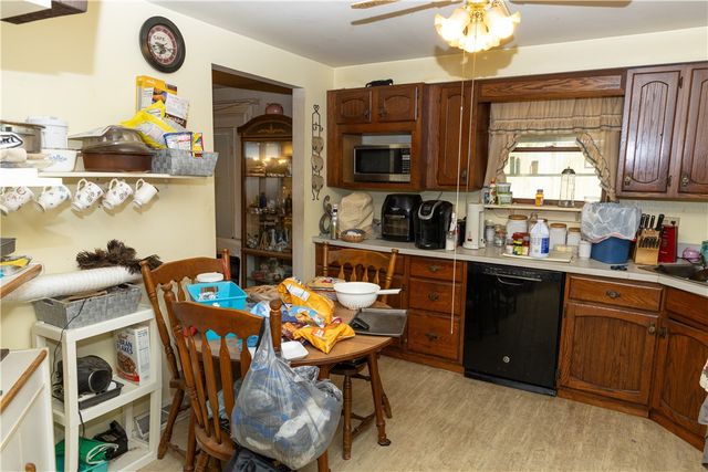 120 Buhl Rd, Forward Twp, PA 16033