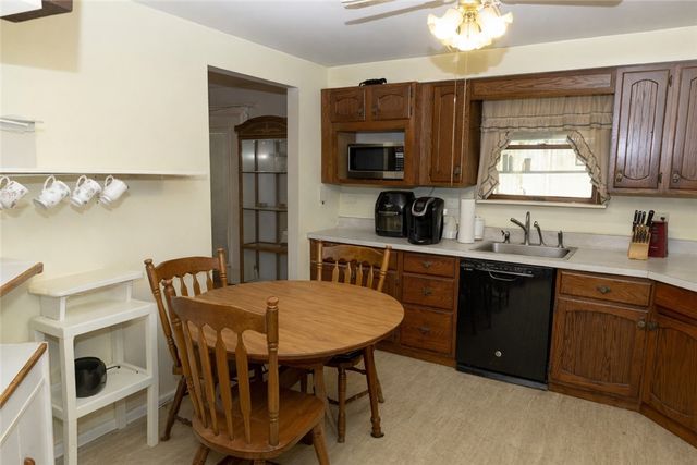 120 Buhl Rd, Forward Twp, PA 16033