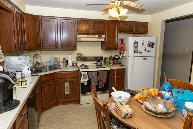 120 Buhl Rd, Forward Twp, PA 16033