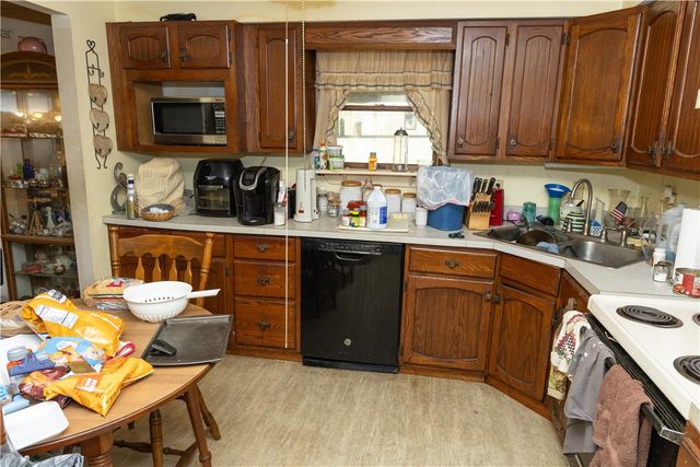 120 Buhl Rd, Forward Twp, PA 16033