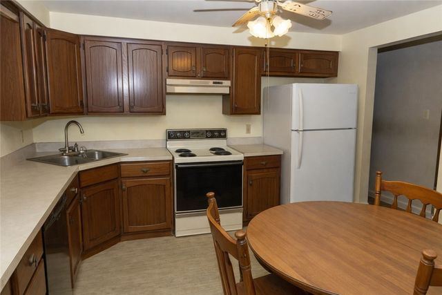 120 Buhl Rd, Forward Twp, PA 16033