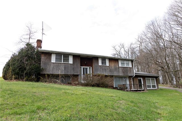 120 Buhl Rd, Forward Twp, PA 16033