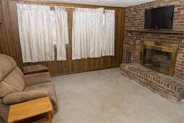 120 Buhl Rd, Forward Twp, PA 16033
