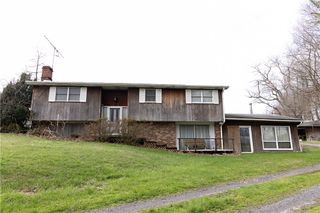 120 Buhl Rd, Forward Twp, PA 16033