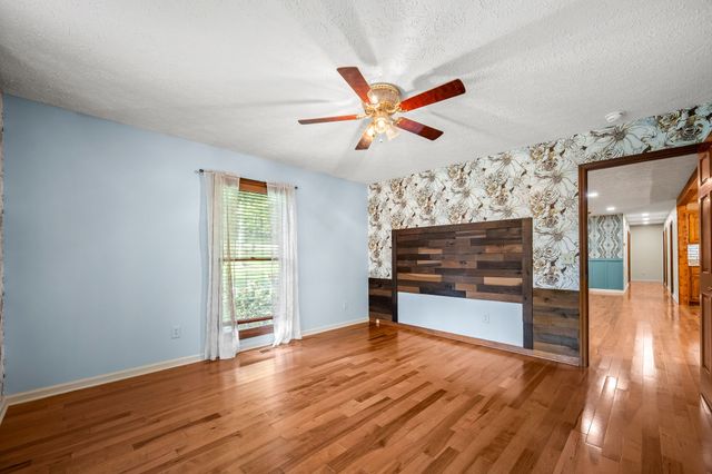 812 Tanglewood Dr, Woodbury, TN 37190