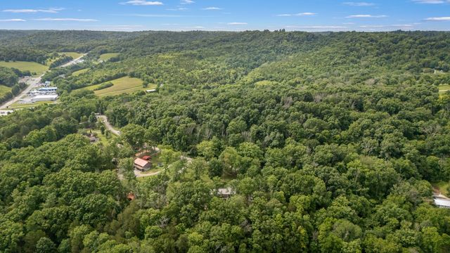 812 Tanglewood Dr, Woodbury, TN 37190