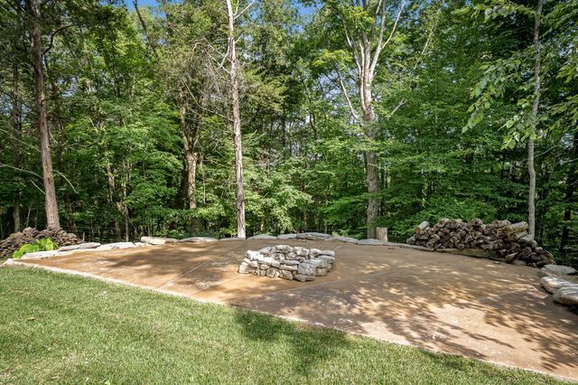 812 Tanglewood Dr, Woodbury, TN 37190