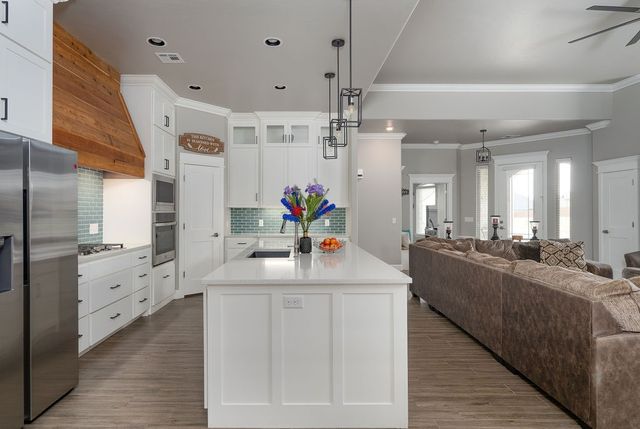 401 Bray Lane, Yukon, OK 73099