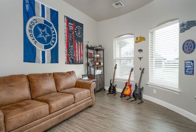 401 Bray Lane, Yukon, OK 73099
