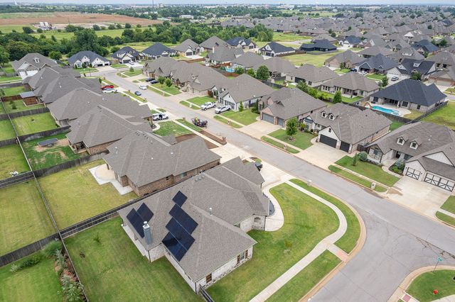 401 Bray Lane, Yukon, OK 73099